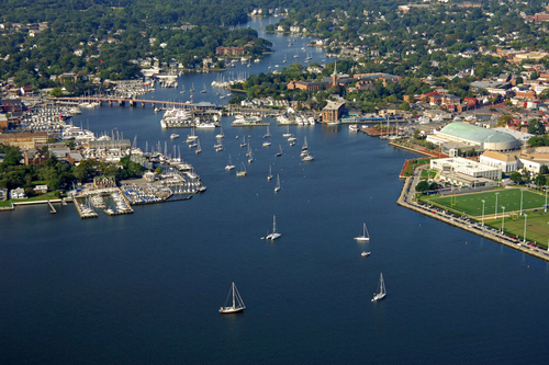 aerial view of Annapolis and the mouth of the Severn River